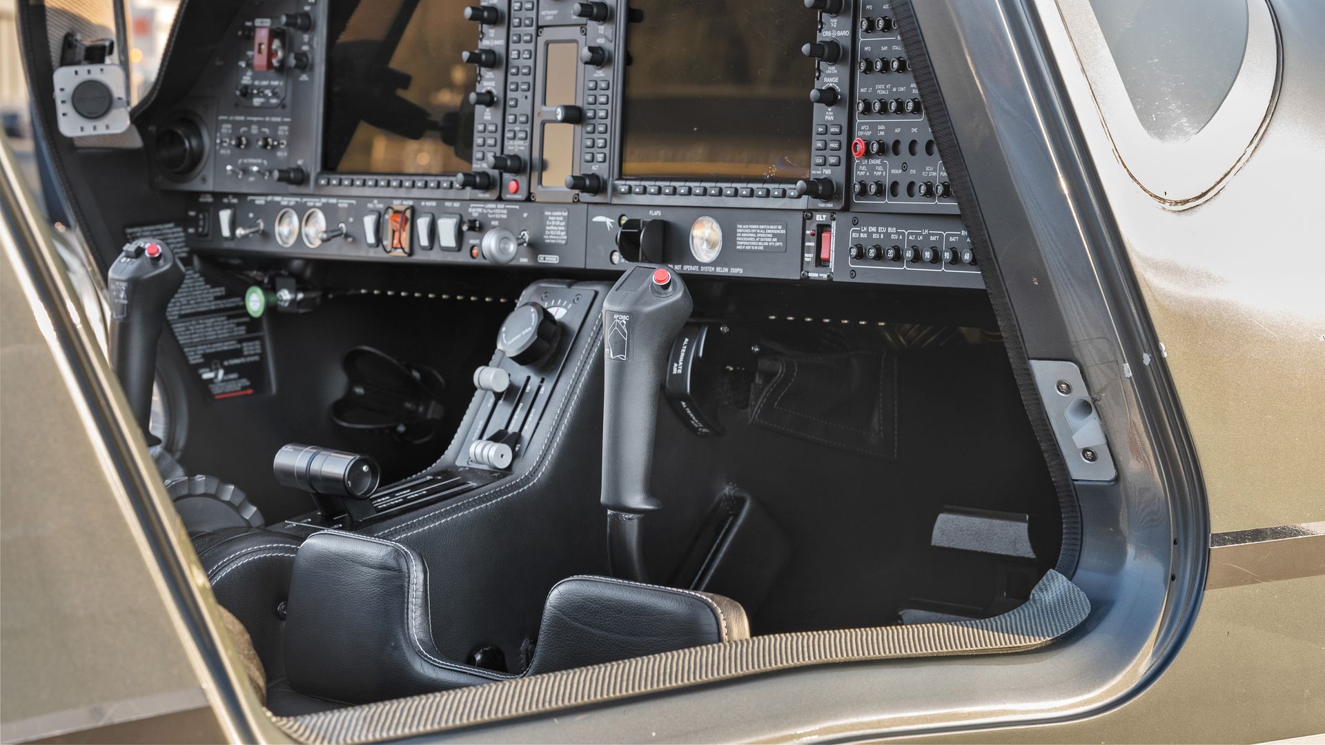 2018/DA62/Diamond/U0011968