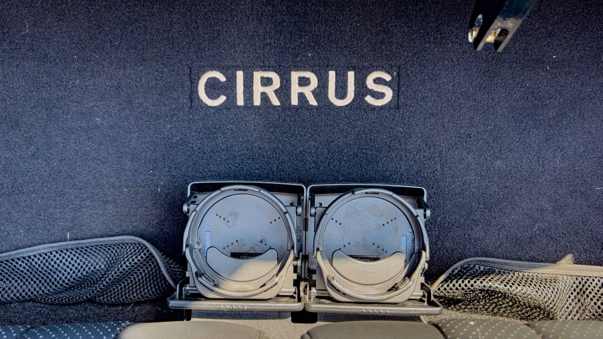 2005/SR20/Cirrus/U0032322
