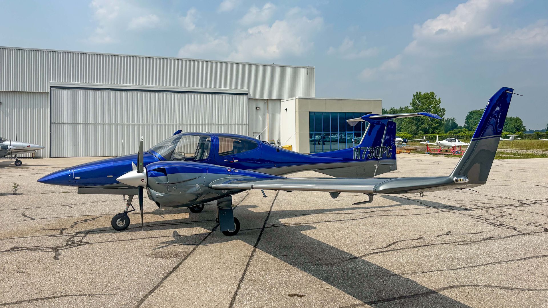 2025 Diamond DA42 for sale