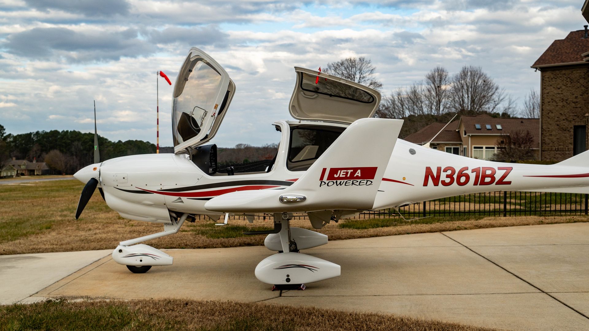 2018/DA40/Diamond/U0012036