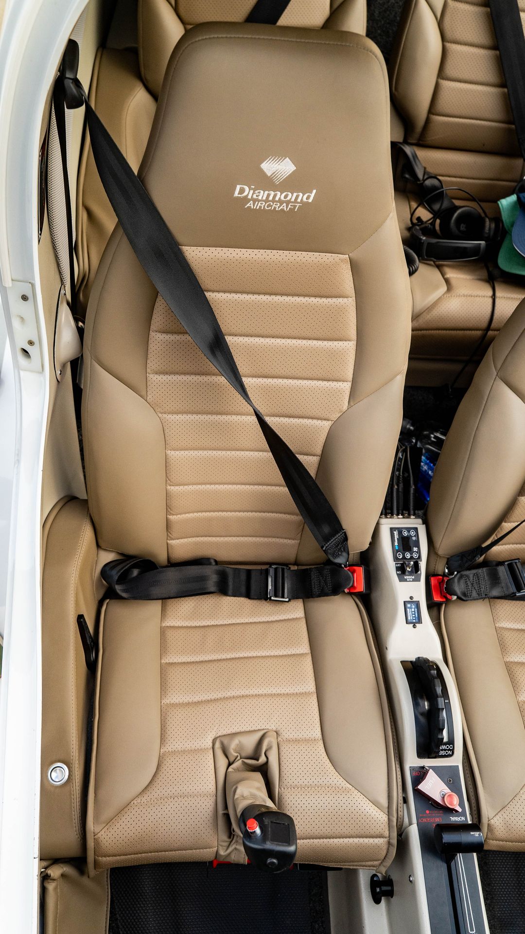 2018/DA40/Diamond/U0012036