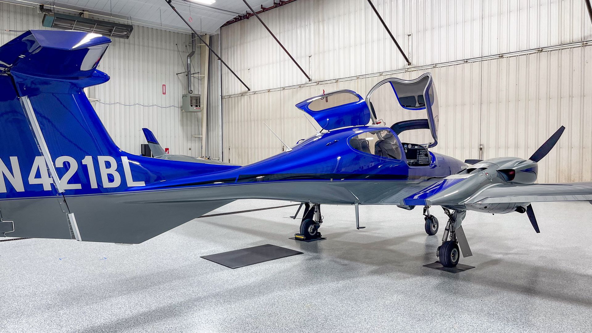 2020/DA42/Diamond/U0012464