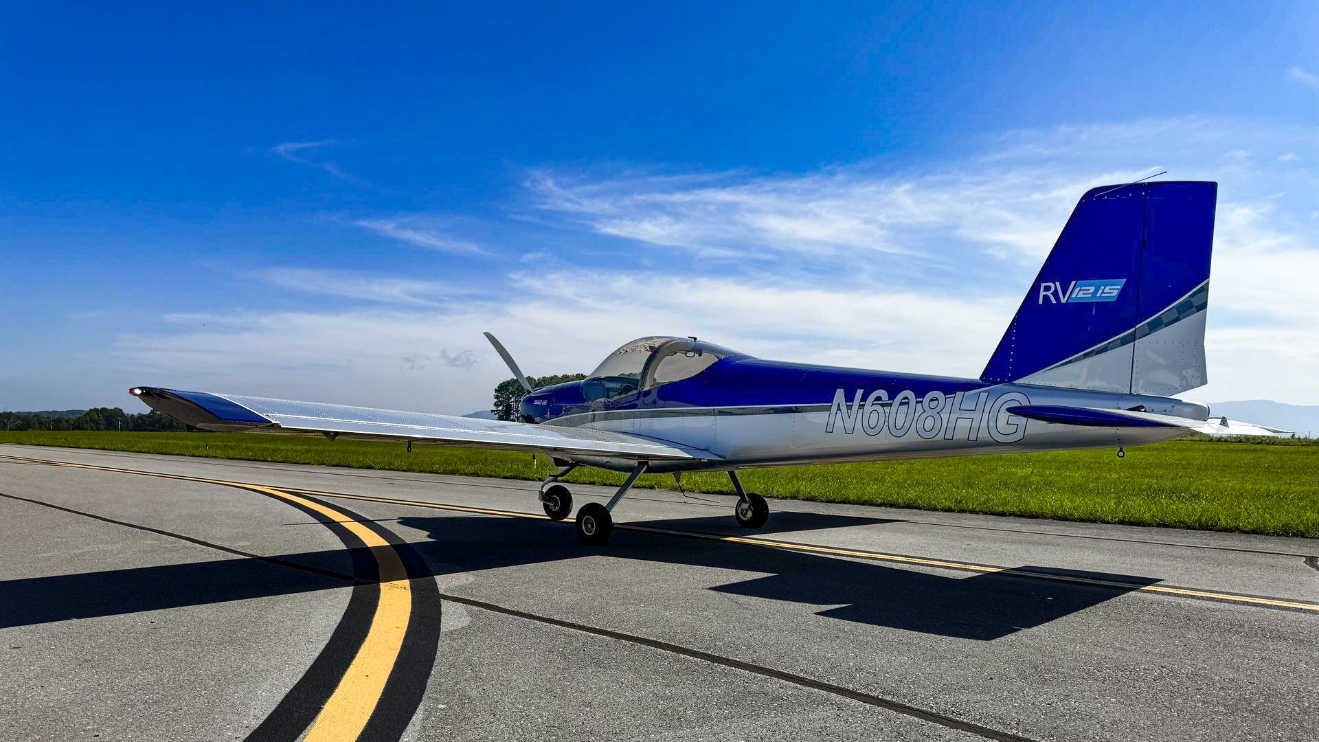 2019/RV/Vans/U0035645