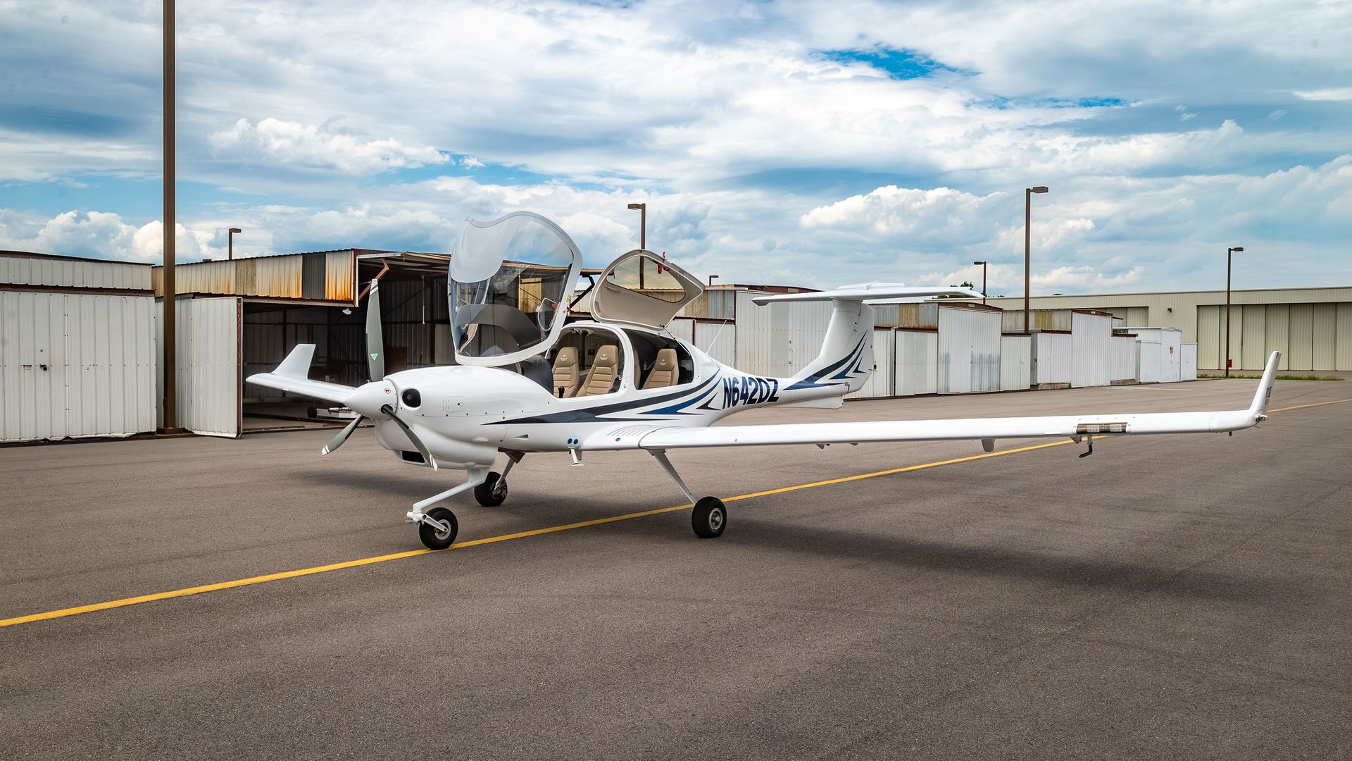 2023/DA40/Diamond/U0011893