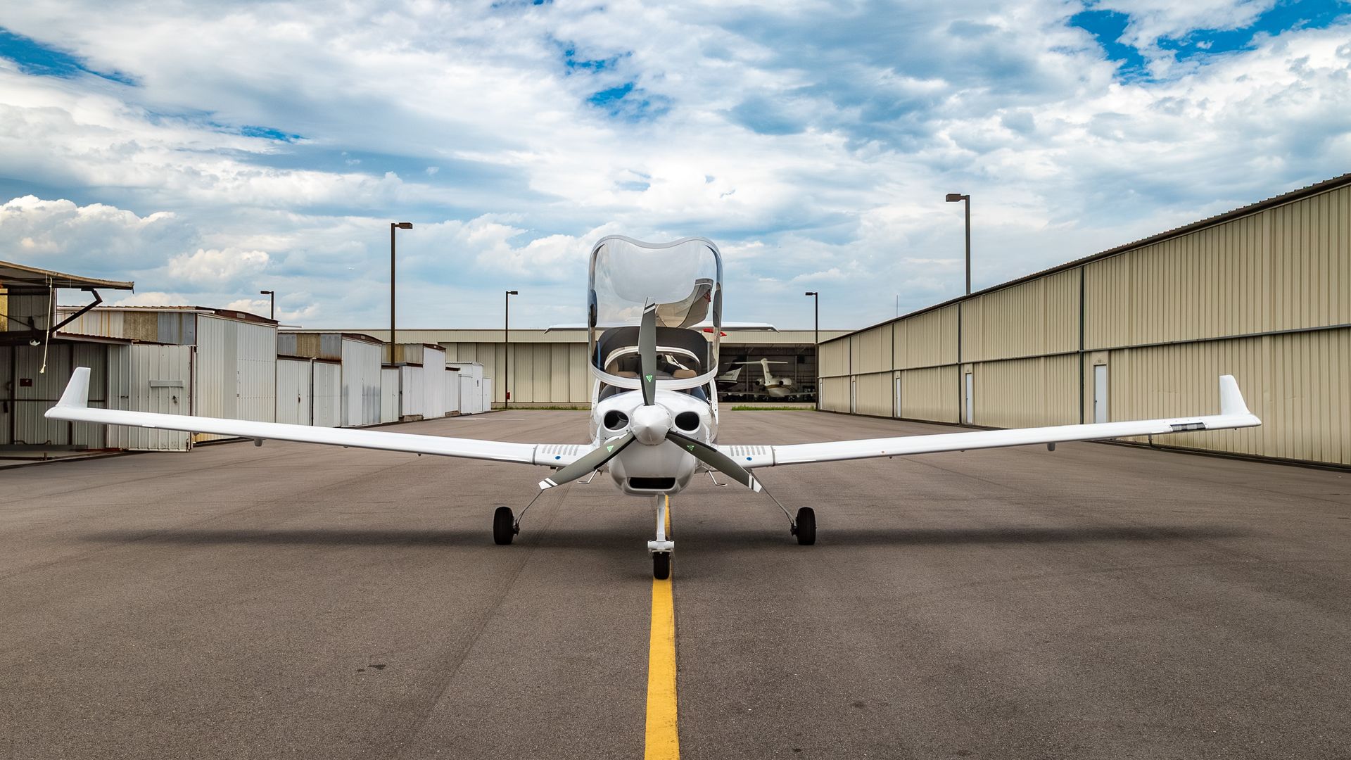 2023/DA40/Diamond/U0011893