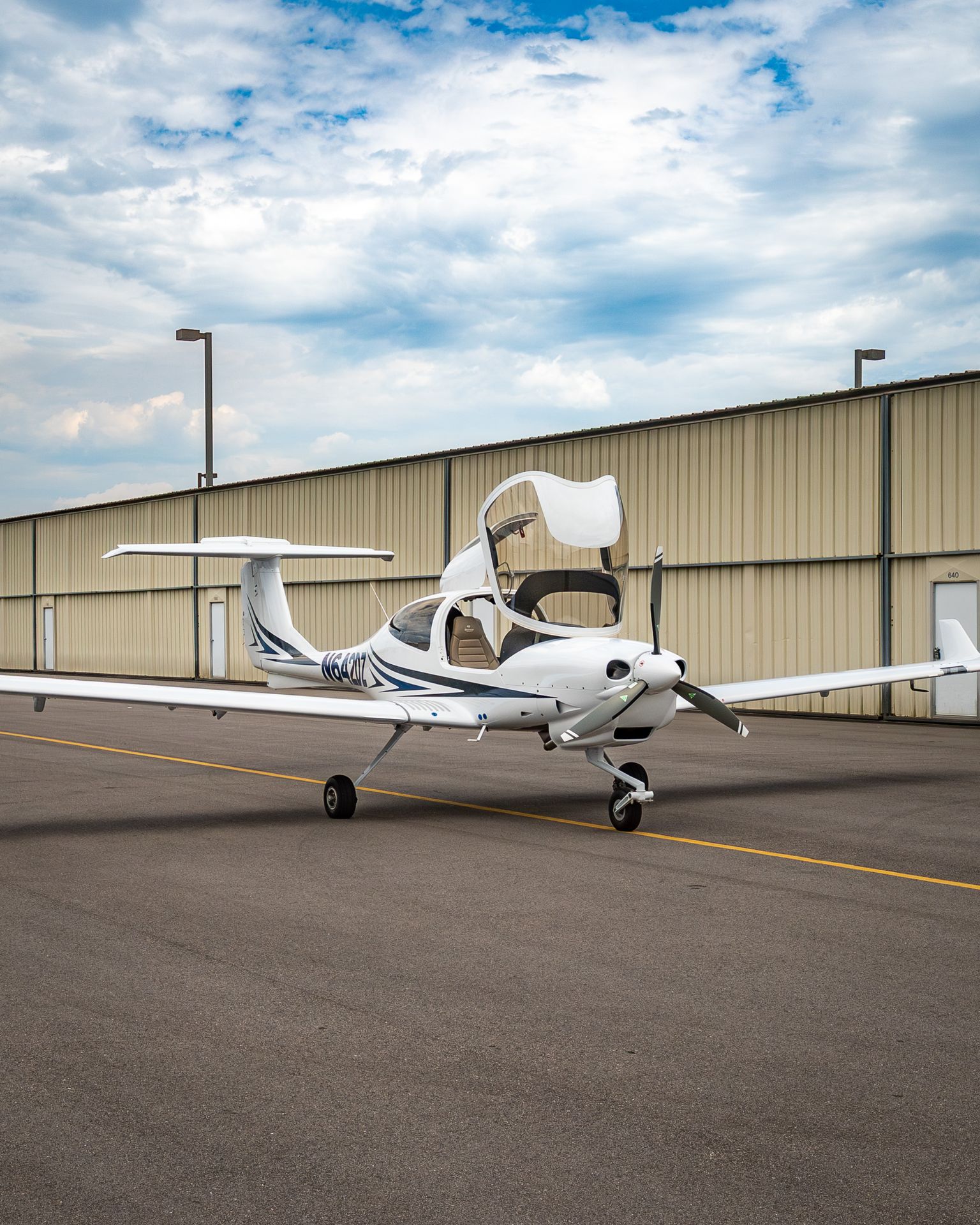 2023/DA40/Diamond/U0011893