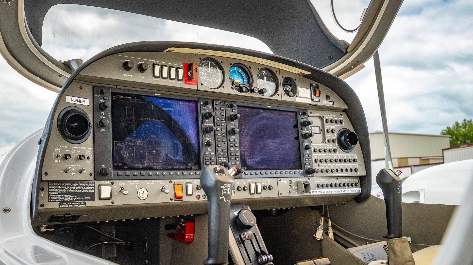N594ER - 2007/DA42/Diamond/U00155