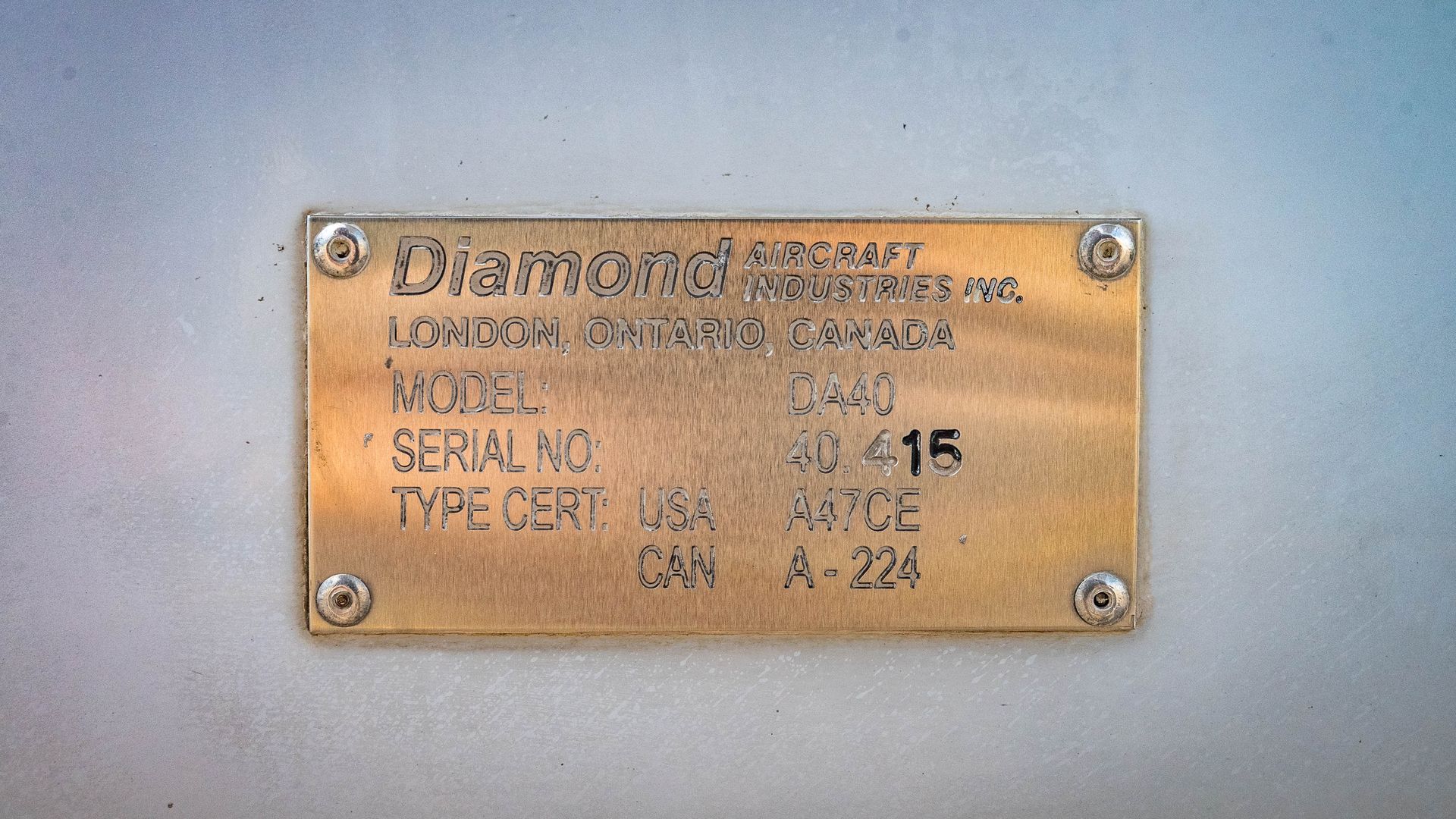 N61LH - 2004/DA40/Diamond/U0012878