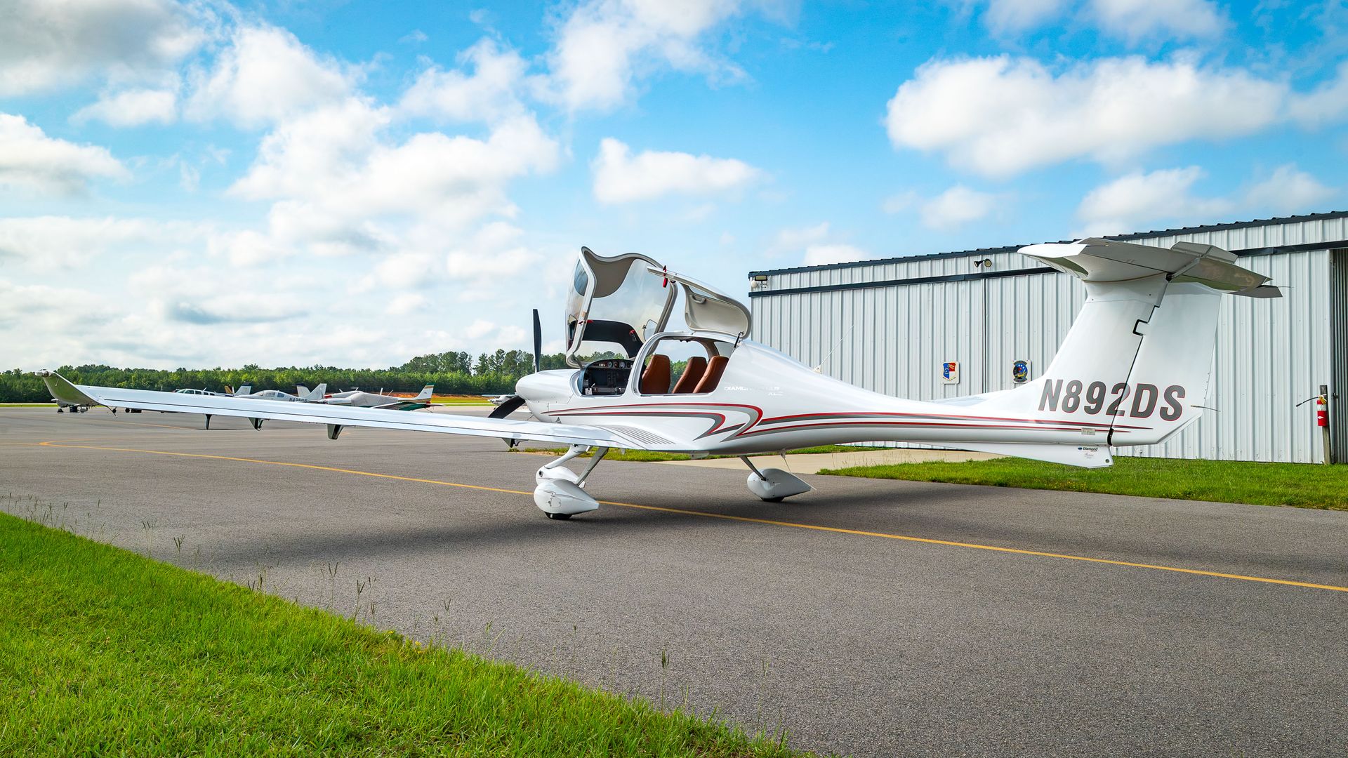 N892DS - 2008/DA40/Diamond/U0012886