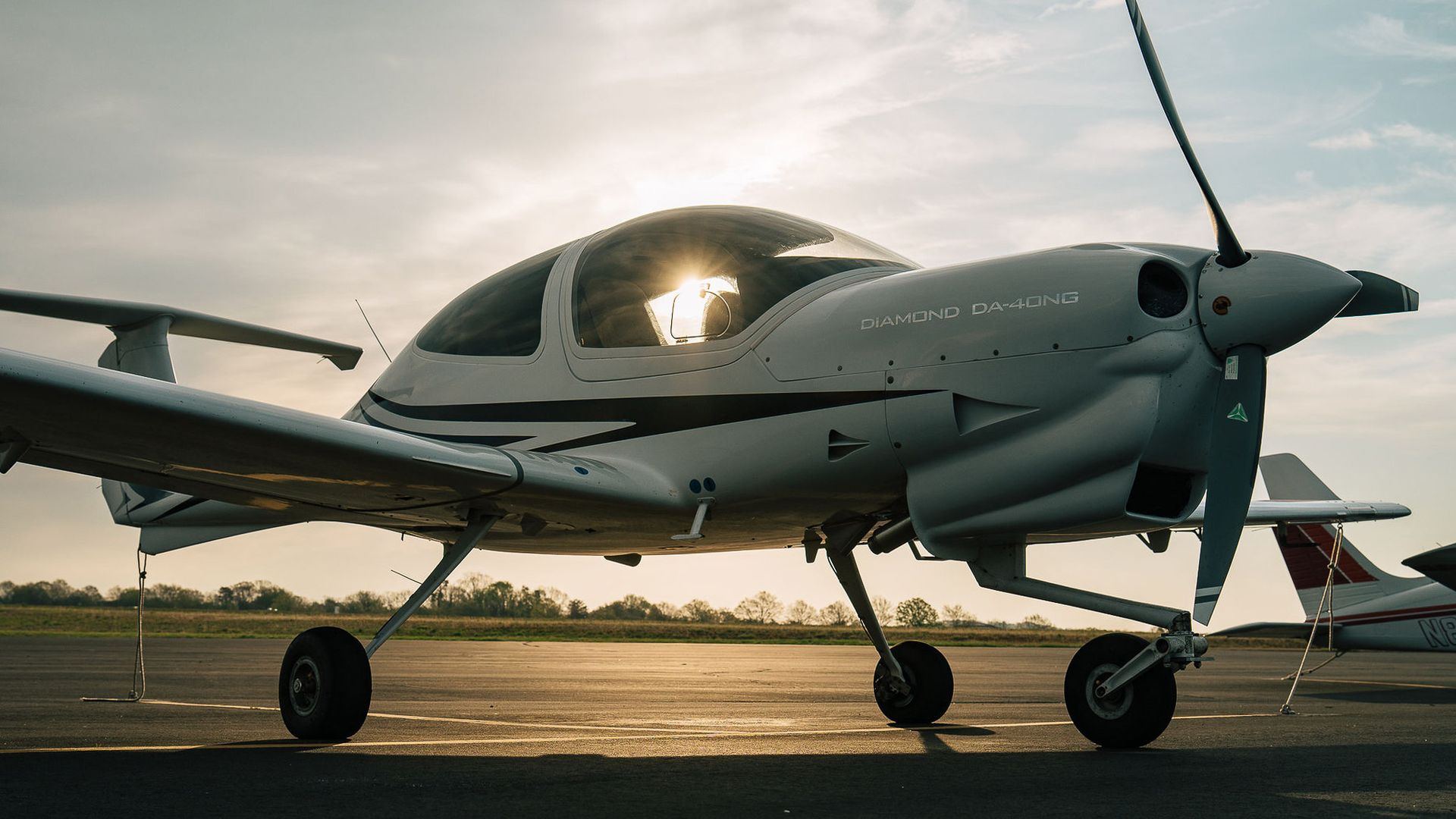 N113NG - 2018/DA40/Diamond/U0011928